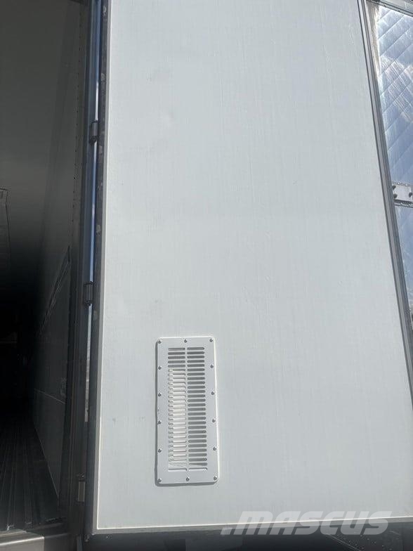 Stoughton PURE BLUE W/ THERMO KING S600 Semirremolques de temperatura controlada