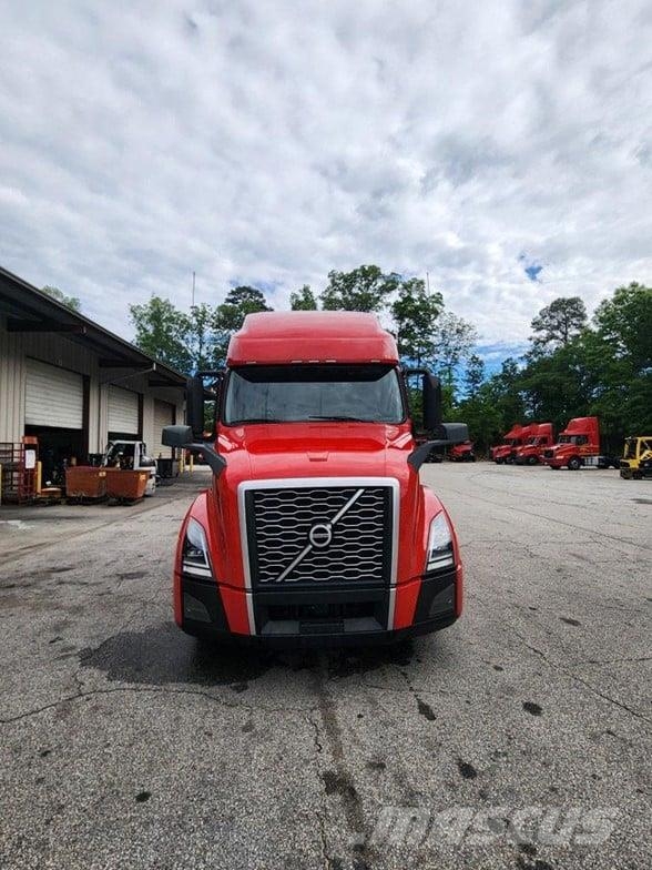 Volvo VNL64T760 Vilcēji