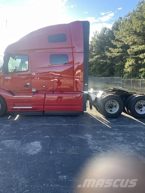 Volvo VNL64T760 曳引機組件