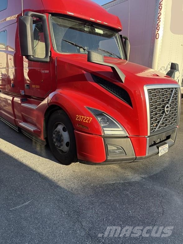 Volvo VNL64T760 曳引機組件