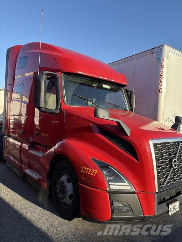 Volvo VNL64T760 曳引機組件