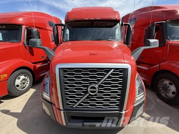 Volvo VNL64T760 Vilcēji
