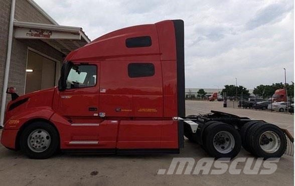 Volvo VNL64T760 Prime Movers