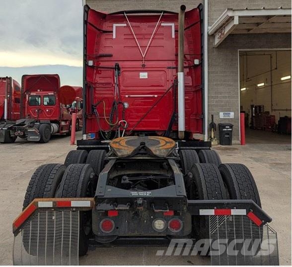 Volvo VNL64T760 Prime Movers