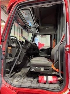 Volvo VNL64T760 曳引機組件