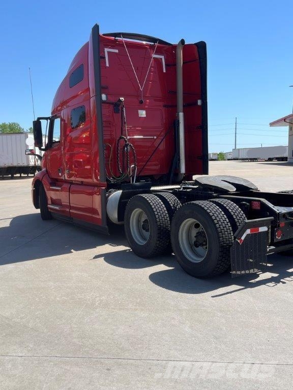 Volvo VNL64T760 曳引機組件