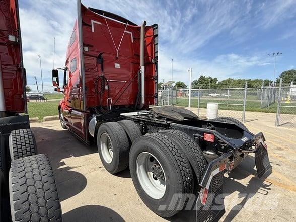 Volvo VNL64T760 曳引機組件