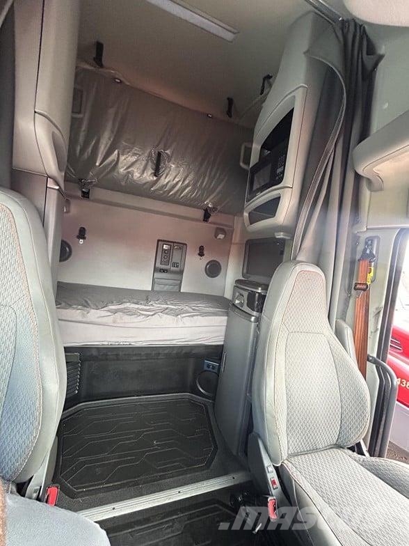 Volvo VNL64T760 曳引機組件