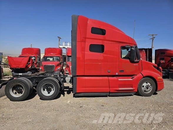 Volvo VNL64T760 曳引機組件