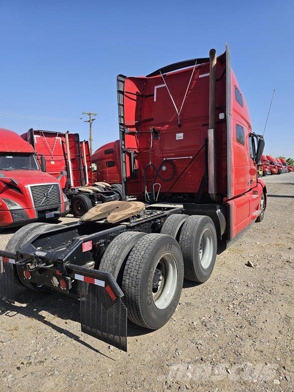 Volvo VNL64T760 曳引機組件