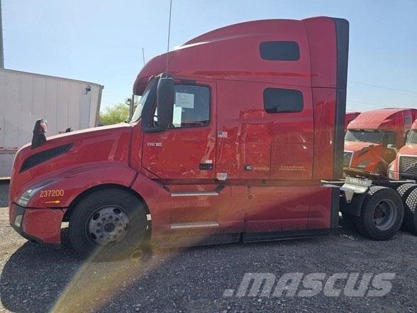 Volvo VNL64T760 Cabezas tractoras