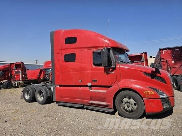 Volvo VNL64T760 Cabezas tractoras