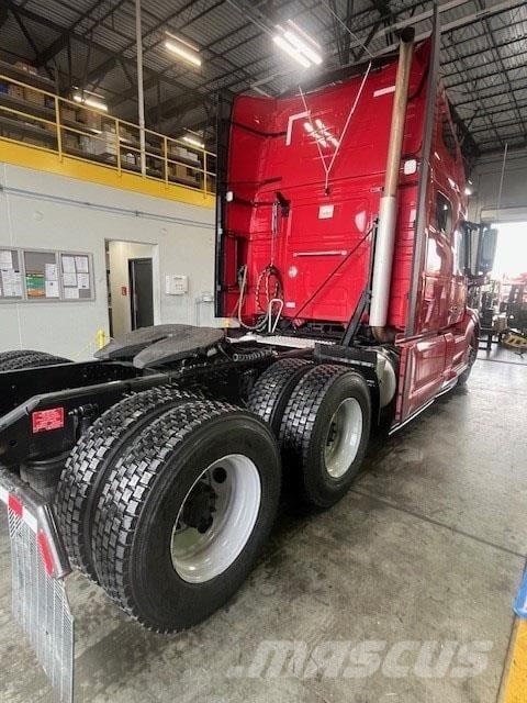 Volvo VNL64T760 Vilcēji