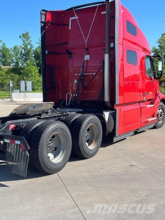 Volvo VNL64T760 Vilcēji