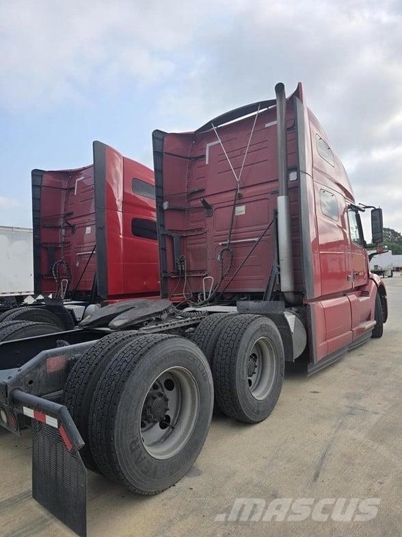 Volvo VNL64T760 Vilcēji