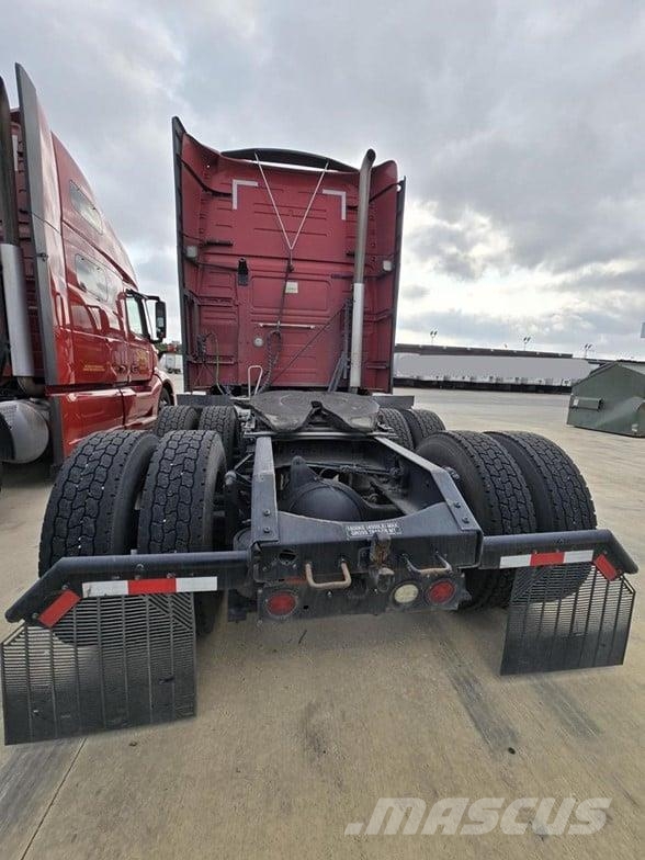 Volvo VNL64T760 Vilcēji