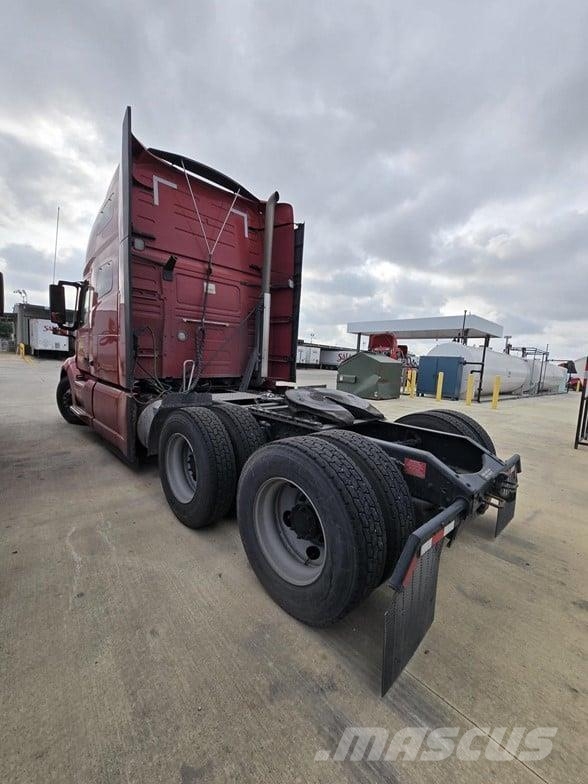 Volvo VNL64T760 Vilcēji