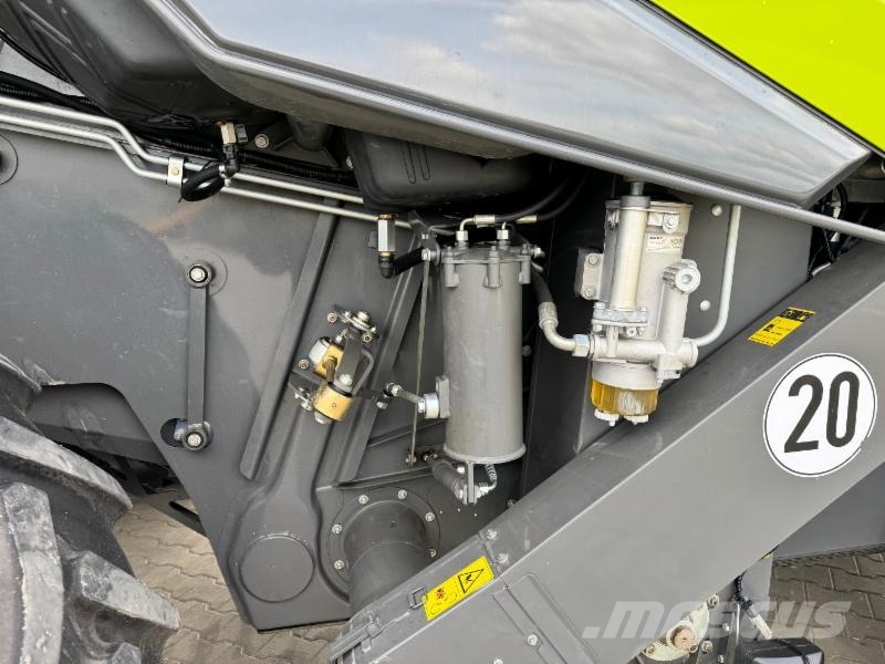 CLAAS LEXION 8700 TERRA TRAC Mietitrebbiatrici
