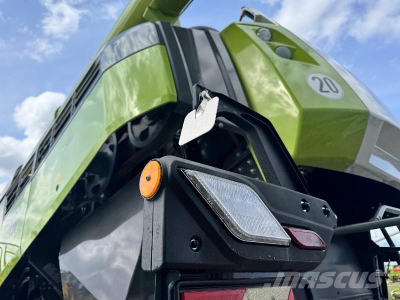 CLAAS LEXION 8700 TERRA TRAC Mietitrebbiatrici