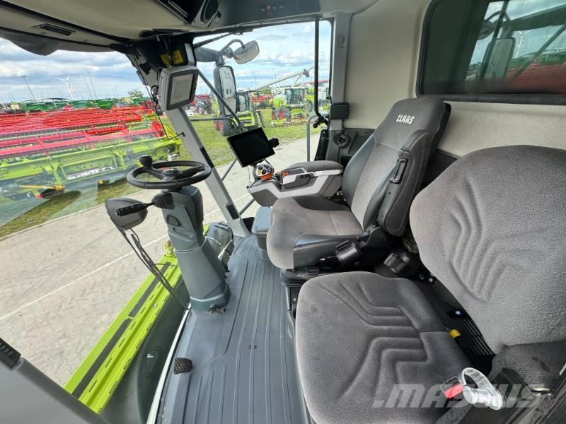 CLAAS LEXION 8700 TERRA TRAC Mietitrebbiatrici