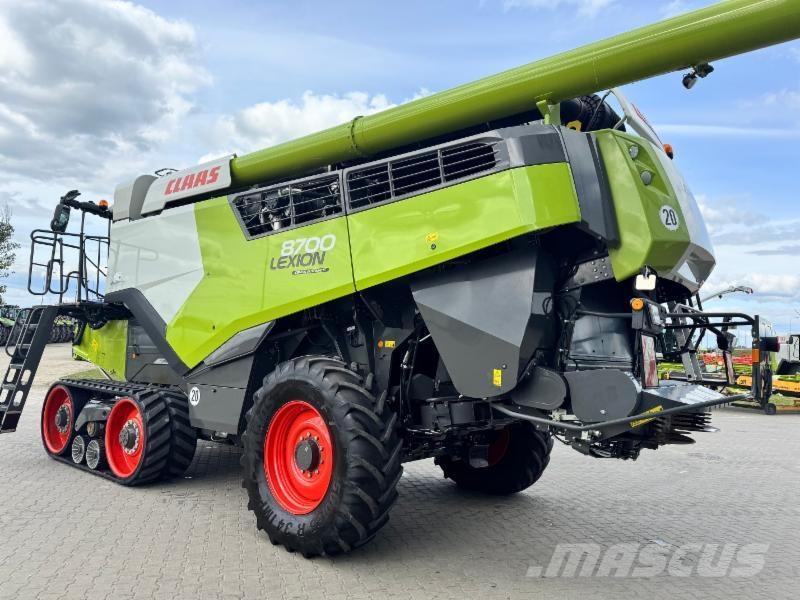 CLAAS LEXION 8700 TERRA TRAC Mietitrebbiatrici