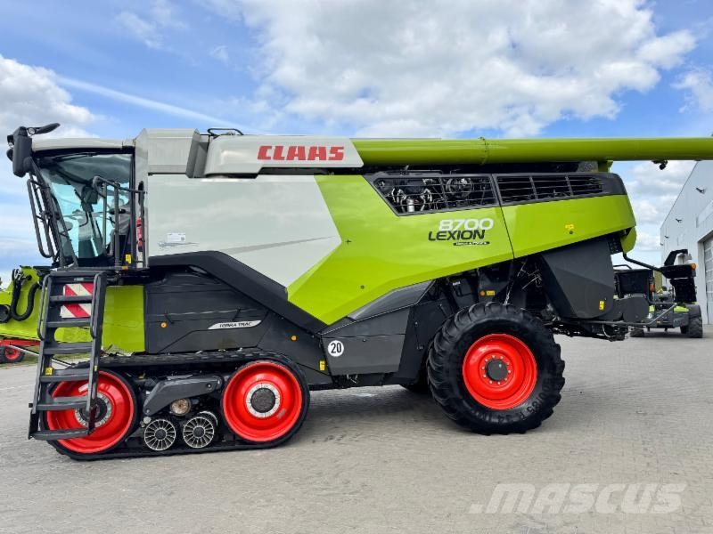 CLAAS LEXION 8700 TERRA TRAC Mietitrebbiatrici