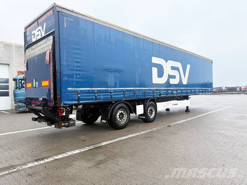 Krone 2 axle Curtainsider / Planenauflieger Curtain sider semi-trailers