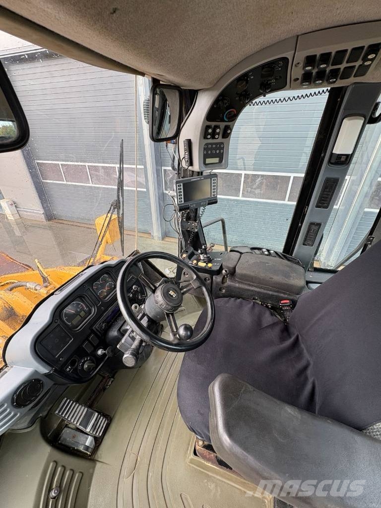 CAT 962 H Фронтальні навантажувачі