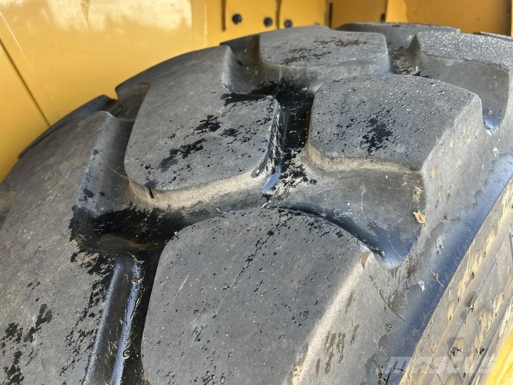 CAT 966-14 轮式装载机