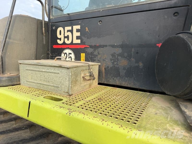 CLAAS Challenger 95E Grue sur chenilles
