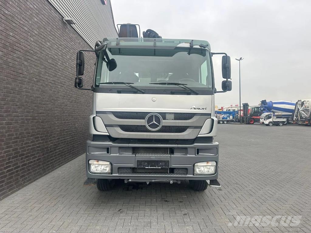 Mercedes-Benz Axor 3243 8X4 BB + MKG HMK 350 + JIB MONTAGEKRAN/D Kamioni sa kranom