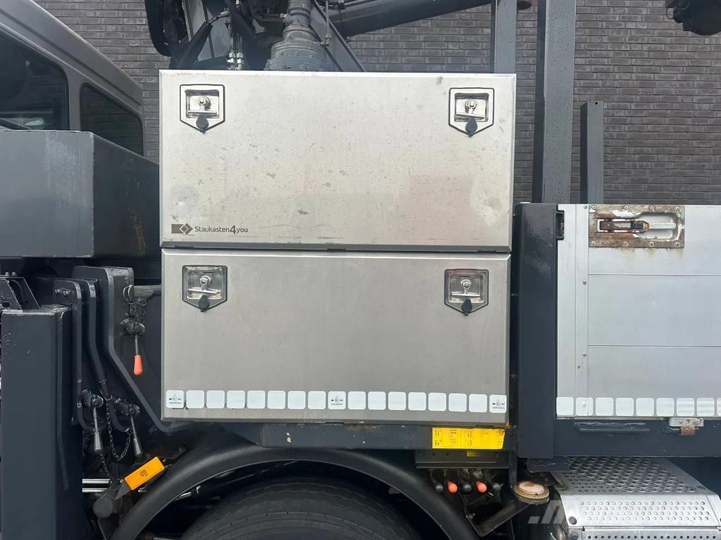 Mercedes-Benz Axor 3243 8X4 BB + MKG HMK 350 + JIB MONTAGEKRAN/D Kamioni sa kranom