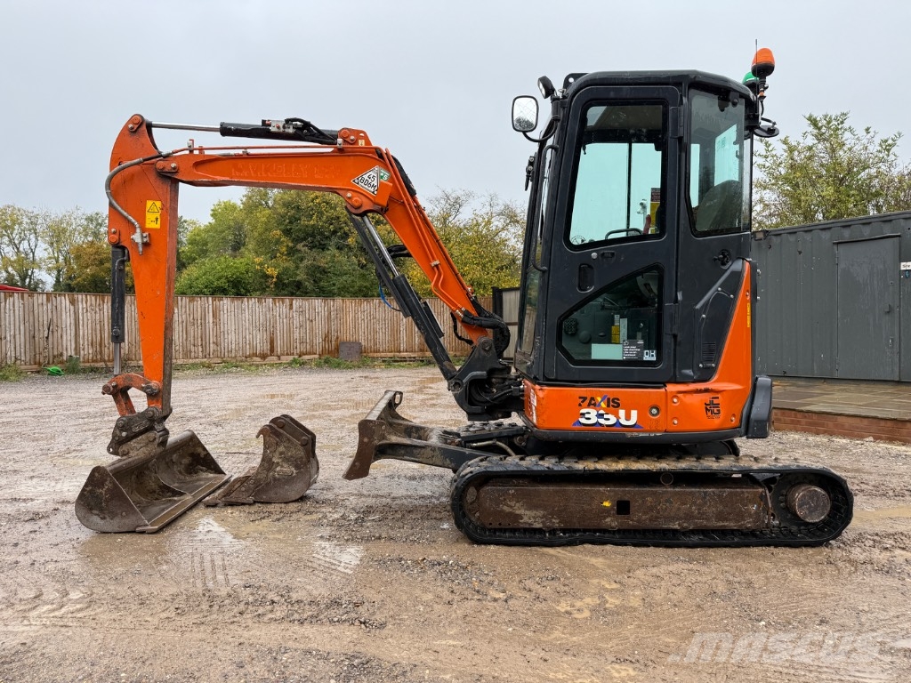 ＵＫページです•*¨*•.¸¸☆ Hitachi ZX 33 U-6, 2021, Saunderton, Buckinghamshire, United