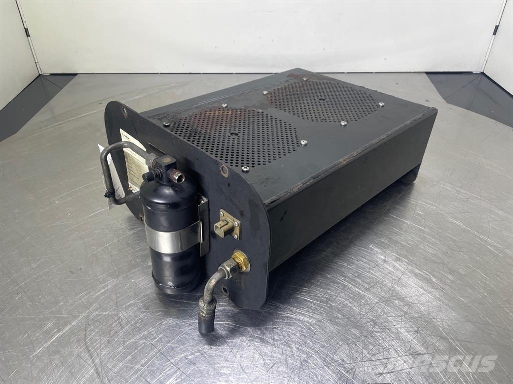 Ahlmann AZ150-4184898A-Airco condenser/Klimakondensator Saseler