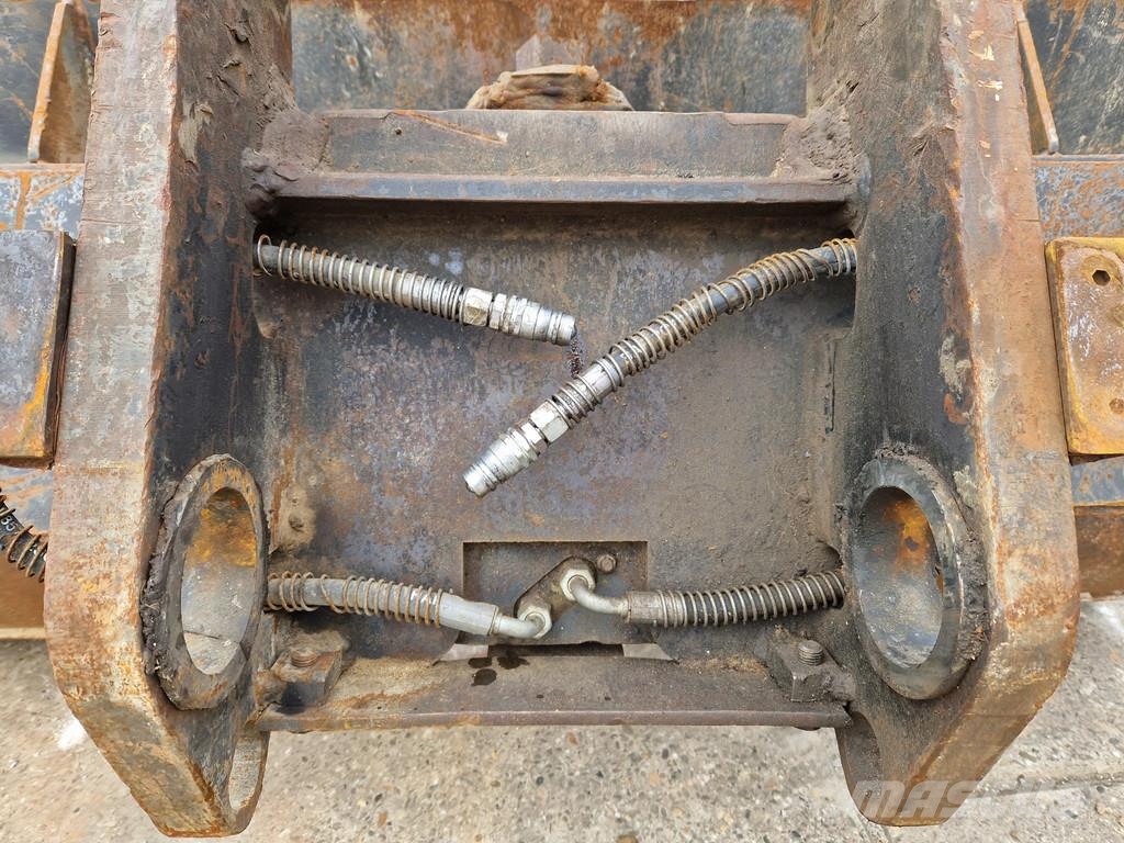 Hydraulische kantelbak 1.95m breed Buckets