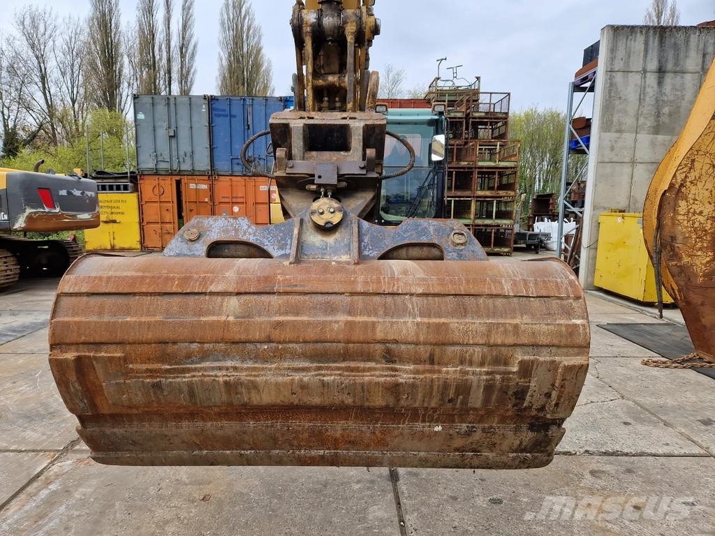 Hydraulische kantelbak 1.95m breed Buckets