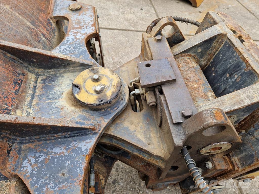 Hydraulische kantelbak 1.95m breed Buckets
