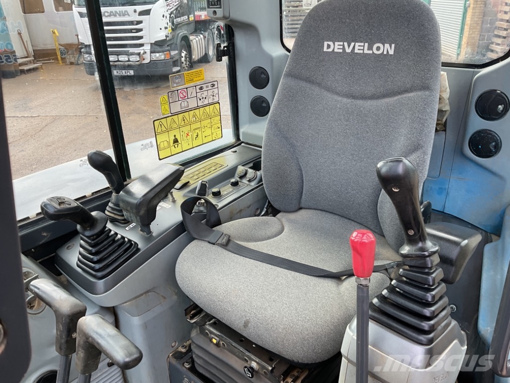 Develon DX55R-7 Minigrävare < 7t