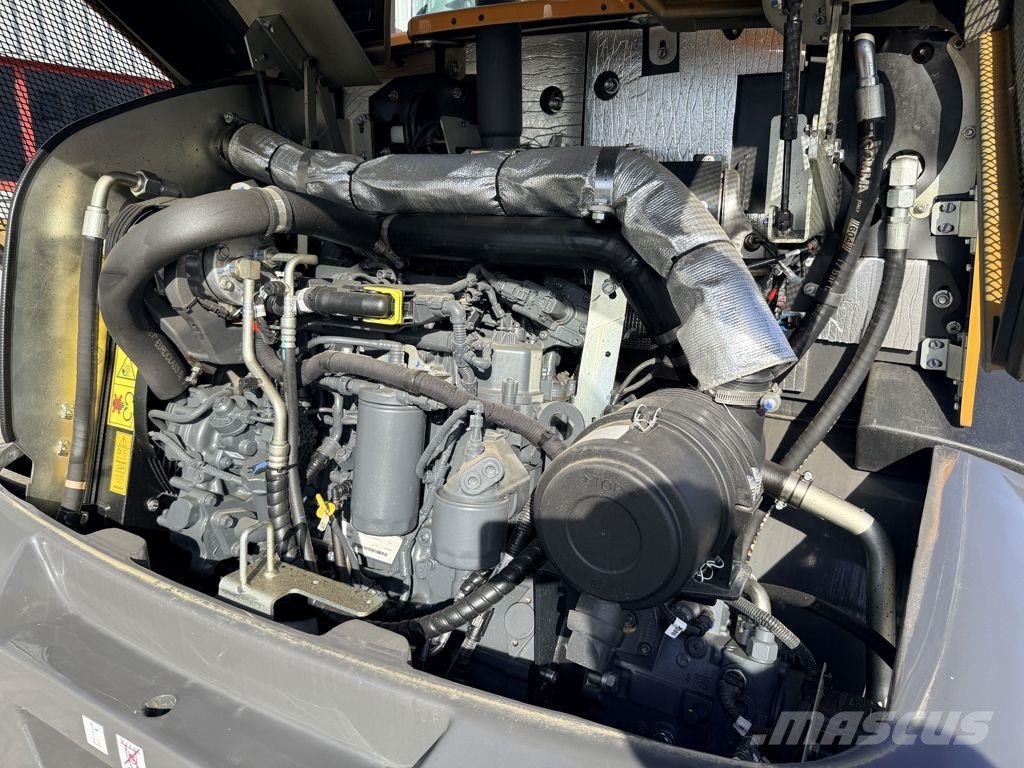 CASE 321F Stage V Wiellader Radlader