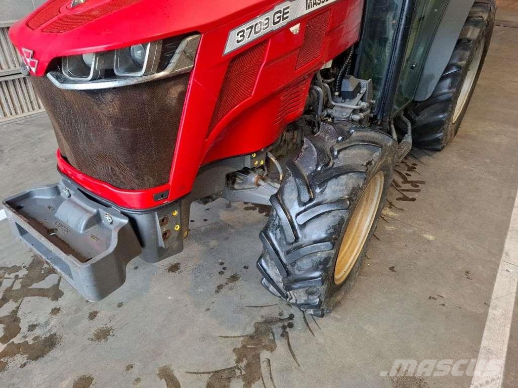 Massey Ferguson 3709GE Efficient 0 Traktoren