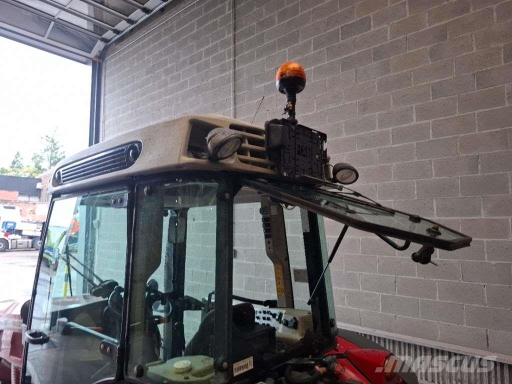 Massey Ferguson 3709GE Efficient 0 Traktoren