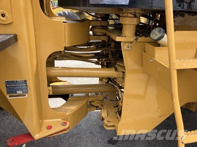 CAT 910H Wielladers