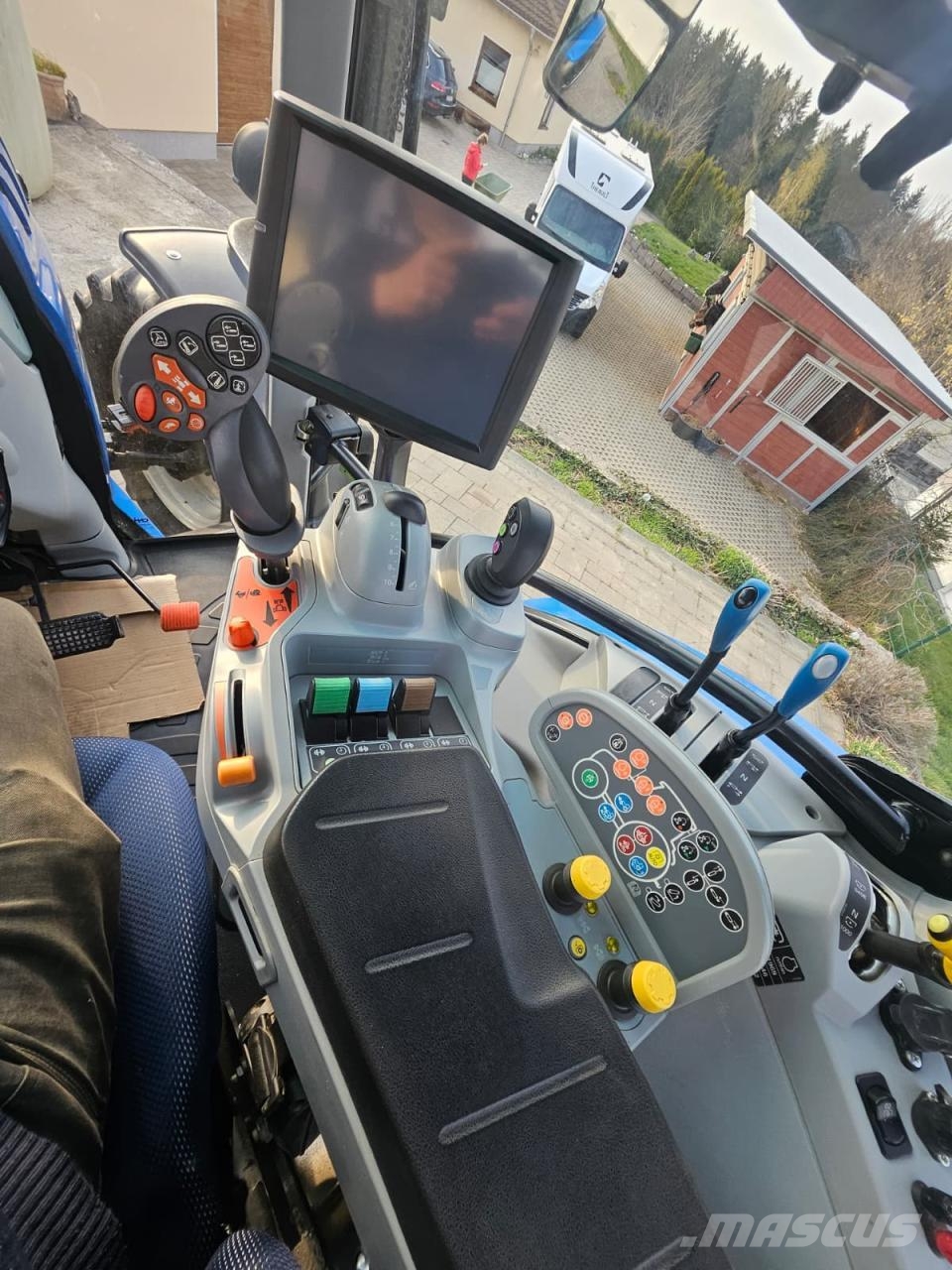 New Holland T 5.140 DC Τρακτέρ