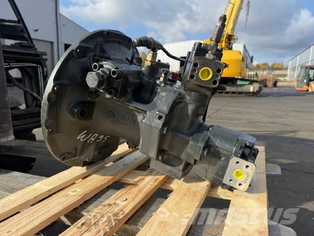 Komatsu WA 95 USED HYDRAULIC PUMP Hidraulikos įrenginiai