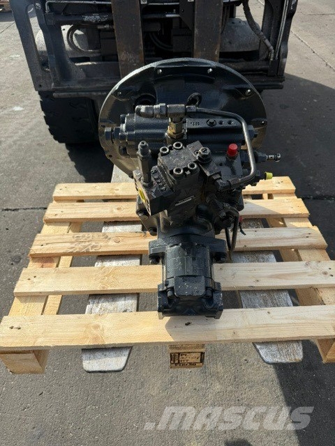 Komatsu WA 95 USED HYDRAULIC PUMP Hidraulikos įrenginiai