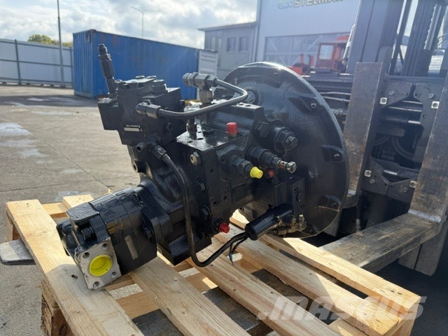 Komatsu WA 95 USED HYDRAULIC PUMP Hidraulikos įrenginiai