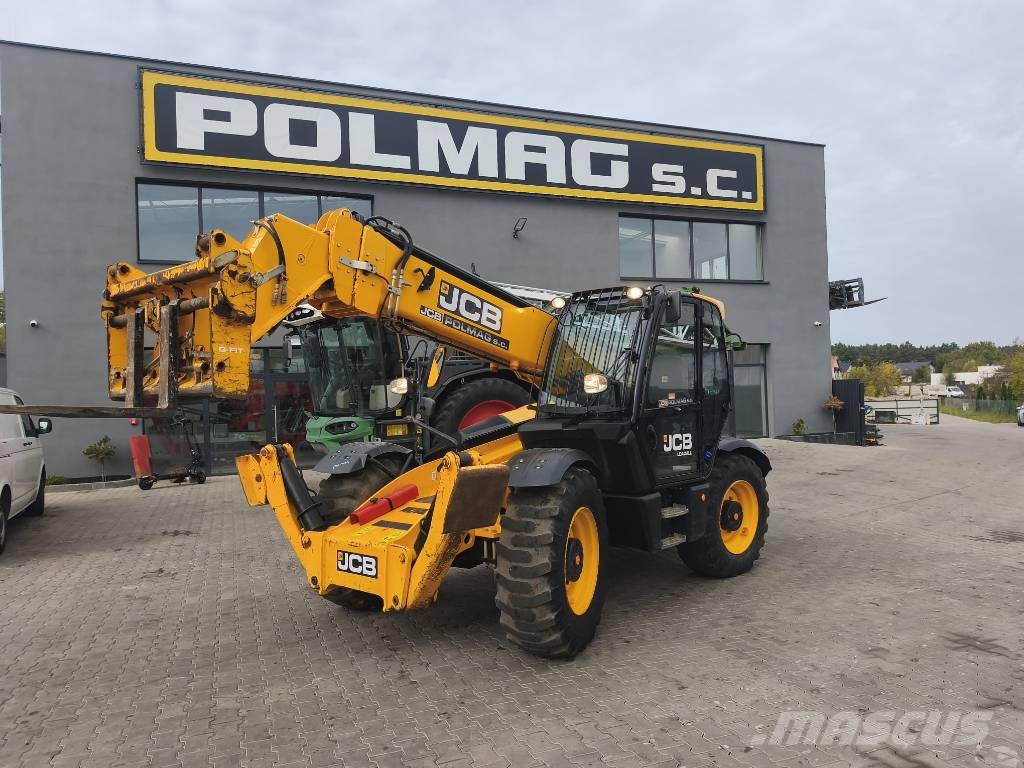 JCB 540-140 Teleskopické manipulátory