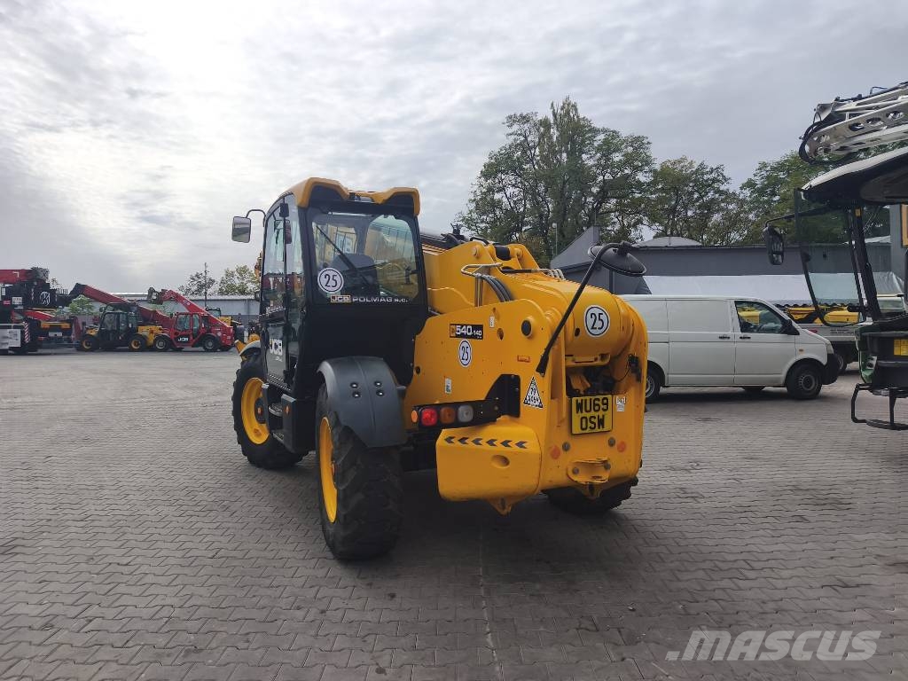 JCB 540-140 Teleskopické manipulátory