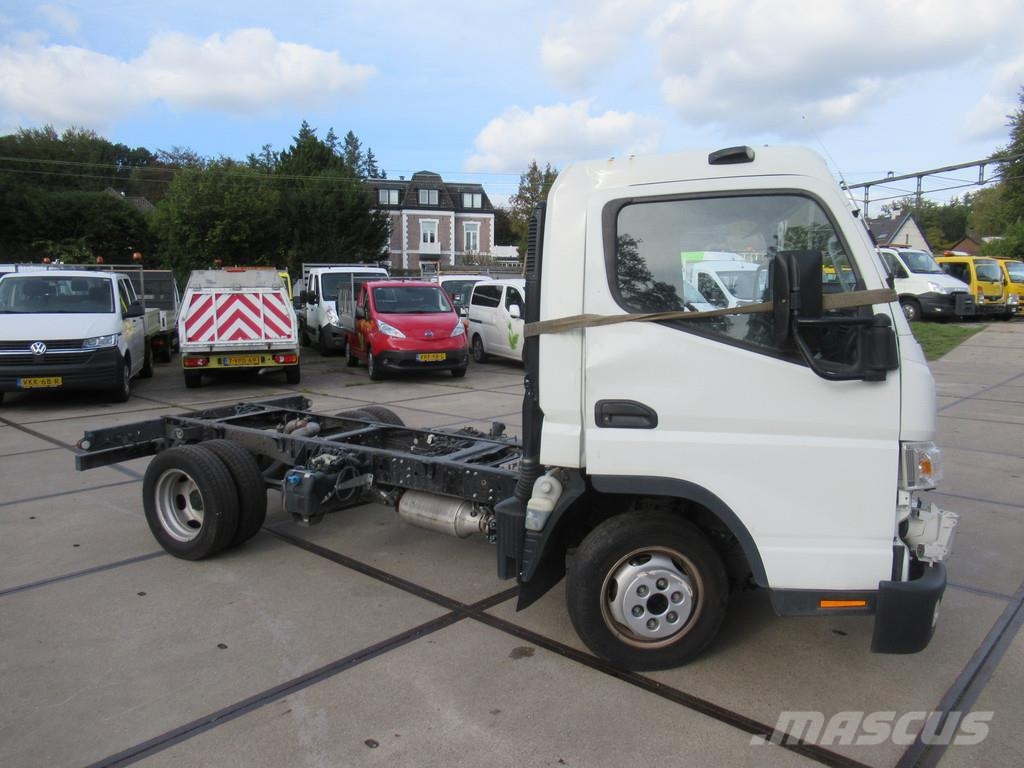 Mitsubishi Canter 3C13 3.0 DI 280 Automatic Chassis Фургони-самоскиди