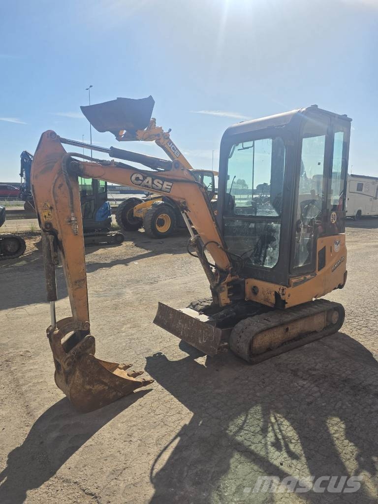 CASE CX 15 B حفارات صغيرة أقل من 7 طن (حفارات صغيرة)